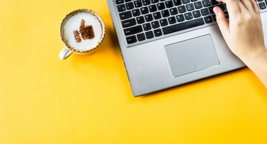 Café e computador: Saiba onde divulgar sua vaquinha online
